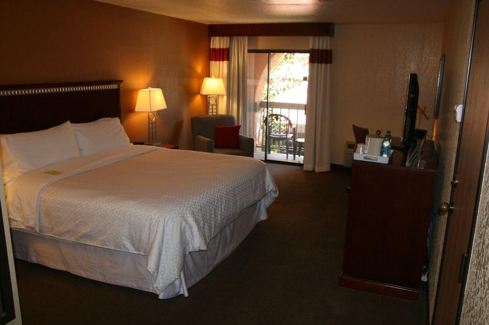 Four Points By Sheraton Tucson Airport Buitenkant foto